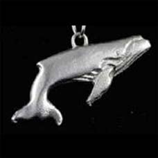 J10 Humpback Whale Pendant (pewter)